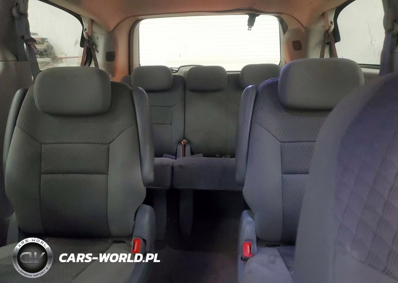 2008 Chrysler Town & Country Touring VIN:2A8HR54P18R746965 - 10