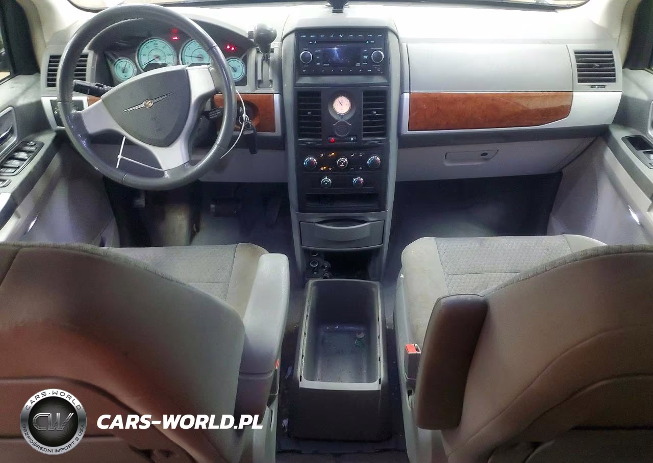 2008 Chrysler Town & Country Touring VIN:2A8HR54P18R746965 - 8