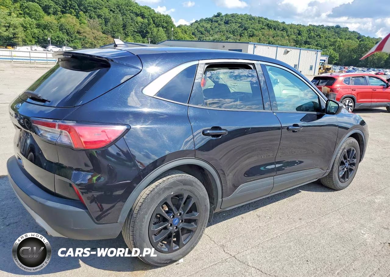 2022 Ford Escape Se VIN:1FMCU0G67NUA48103 - 3
