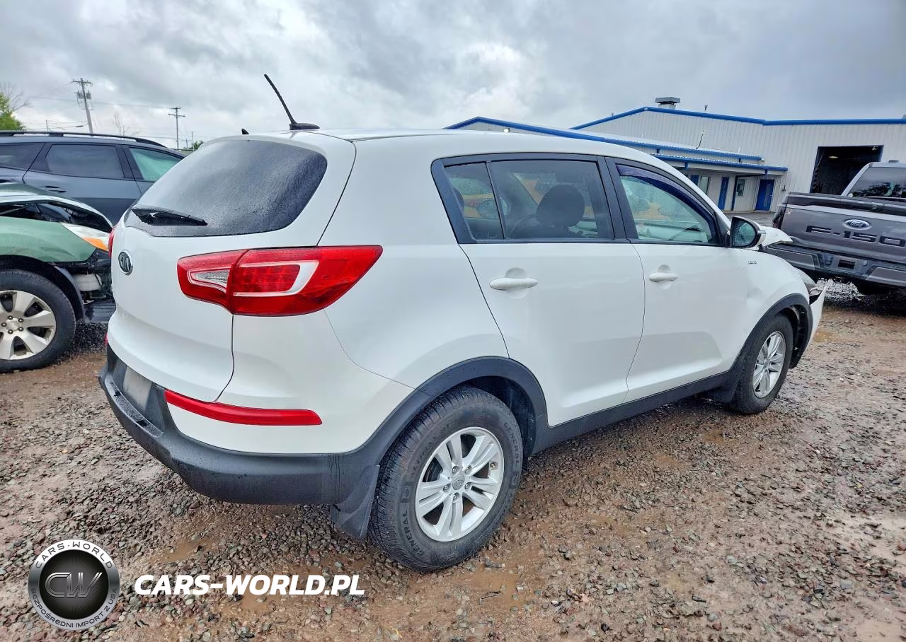 2011 Kia Sportage Lx VIN:KNDPBCA20B7015408 - 3