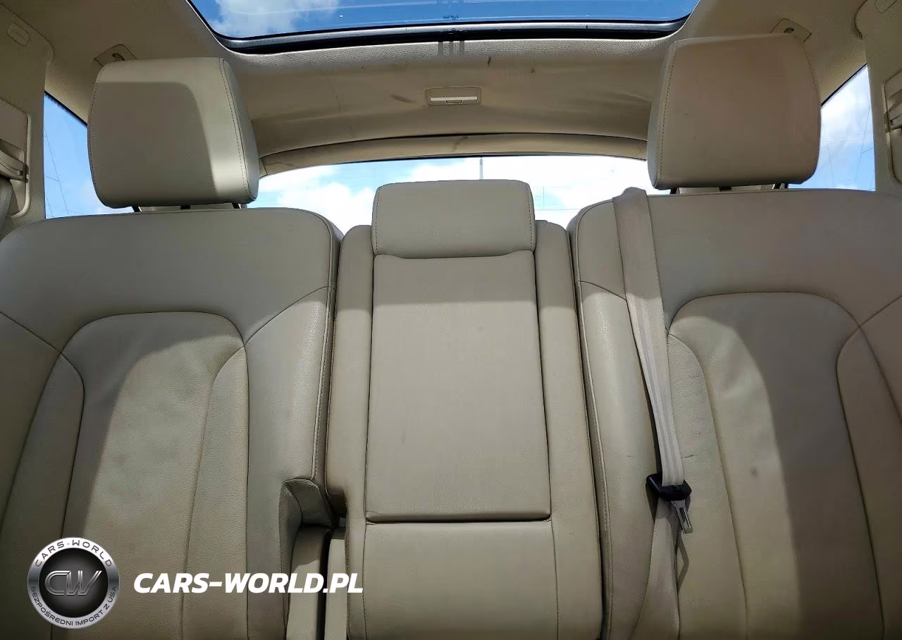 2012 Audi Q7 Premium Plus VIN:WA1LGBFEXCD000358 - 10