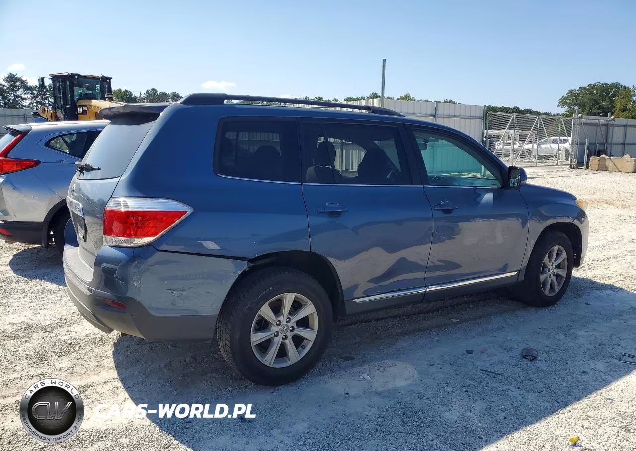 2013 Toyota Highlander Plus VIN:5TDZK3EH6DS099511 - 3