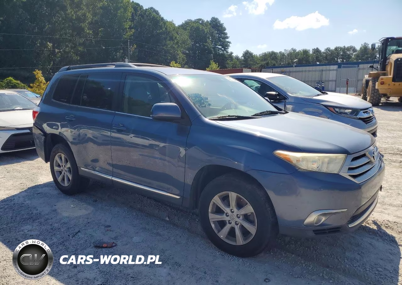 2013 Toyota Highlander Plus VIN:5TDZK3EH6DS099511 - 4