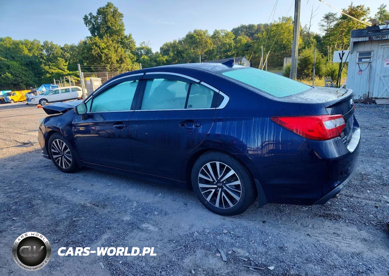 2018 Subaru Legacy 2.5I Premium VIN:4S3BNAD60J3039119 - 2