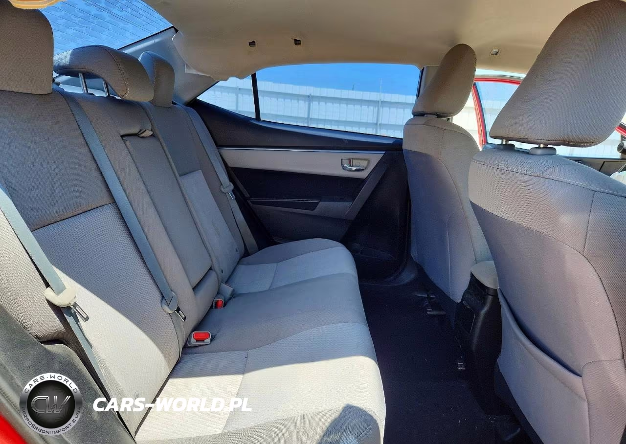 2015 Toyota Corolla Le VIN:5YFBURHE1FP342587 - 10