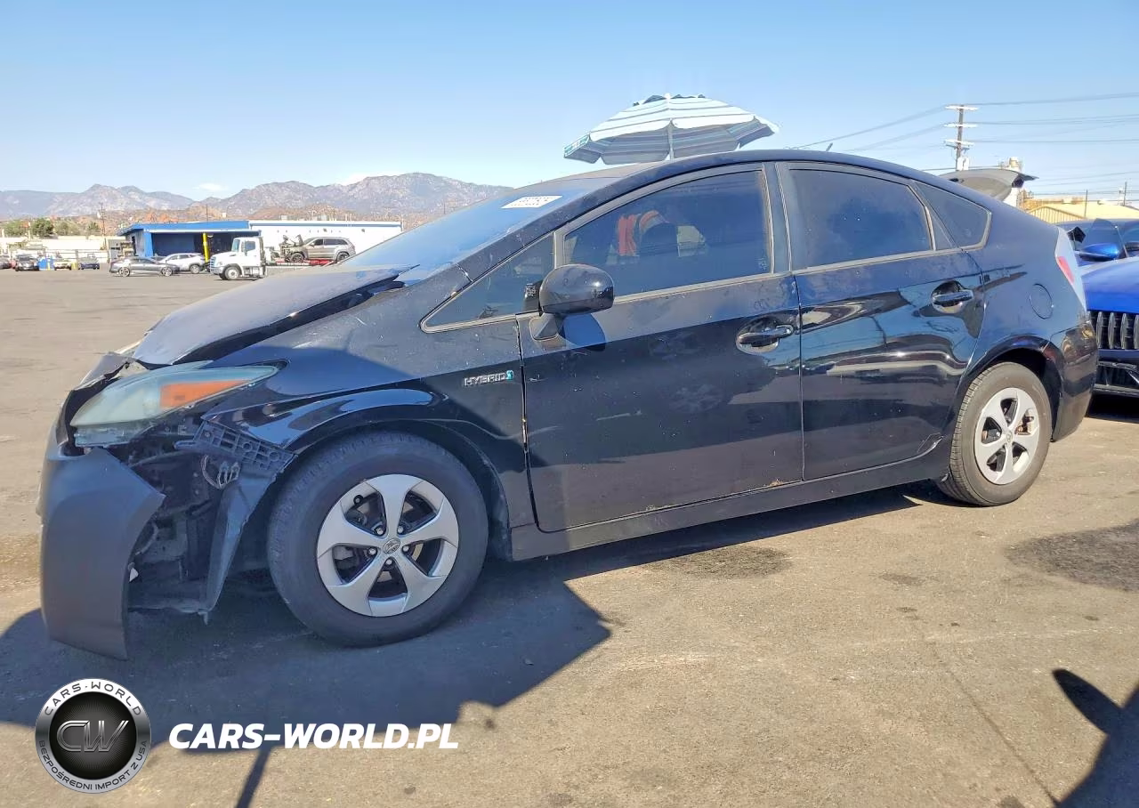 2014 Toyota Prius Two VIN:JTDKN3DU9E1765377 - 1
