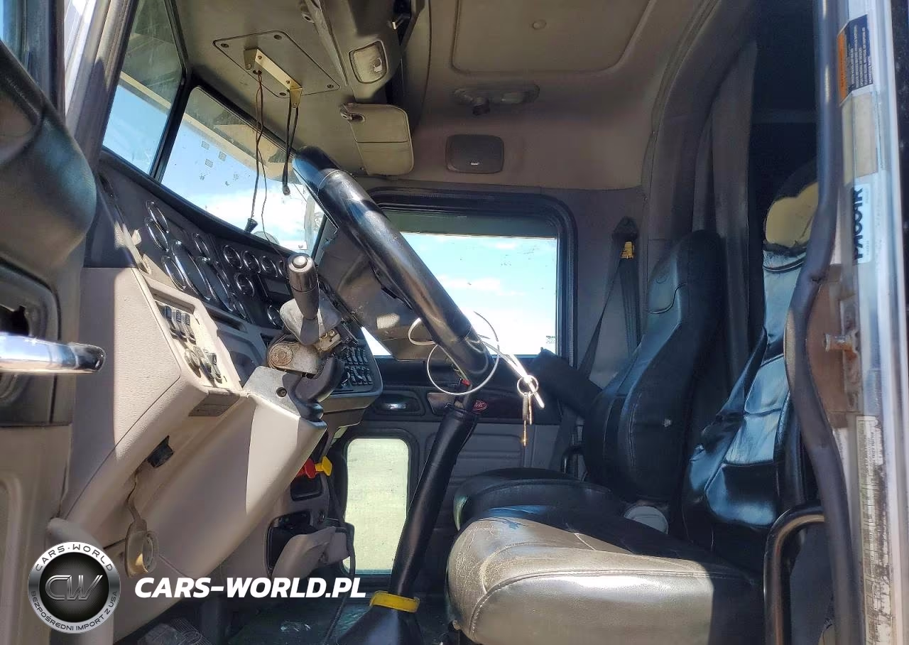 2013 Peterbilt 388 Semi Truck VIN:1XPWD49X5DD172303 - 7