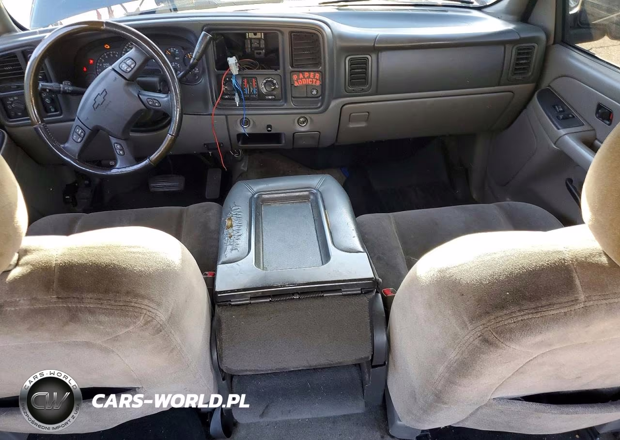 2005 Chevrolet Tahoe K1500 VIN:1GNEK13T35R217399 - 8
