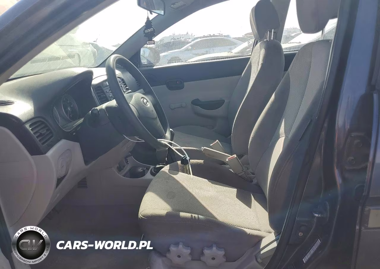 2007 Hyundai Accent Gls VIN:KMHCN46C97U141851 - 7