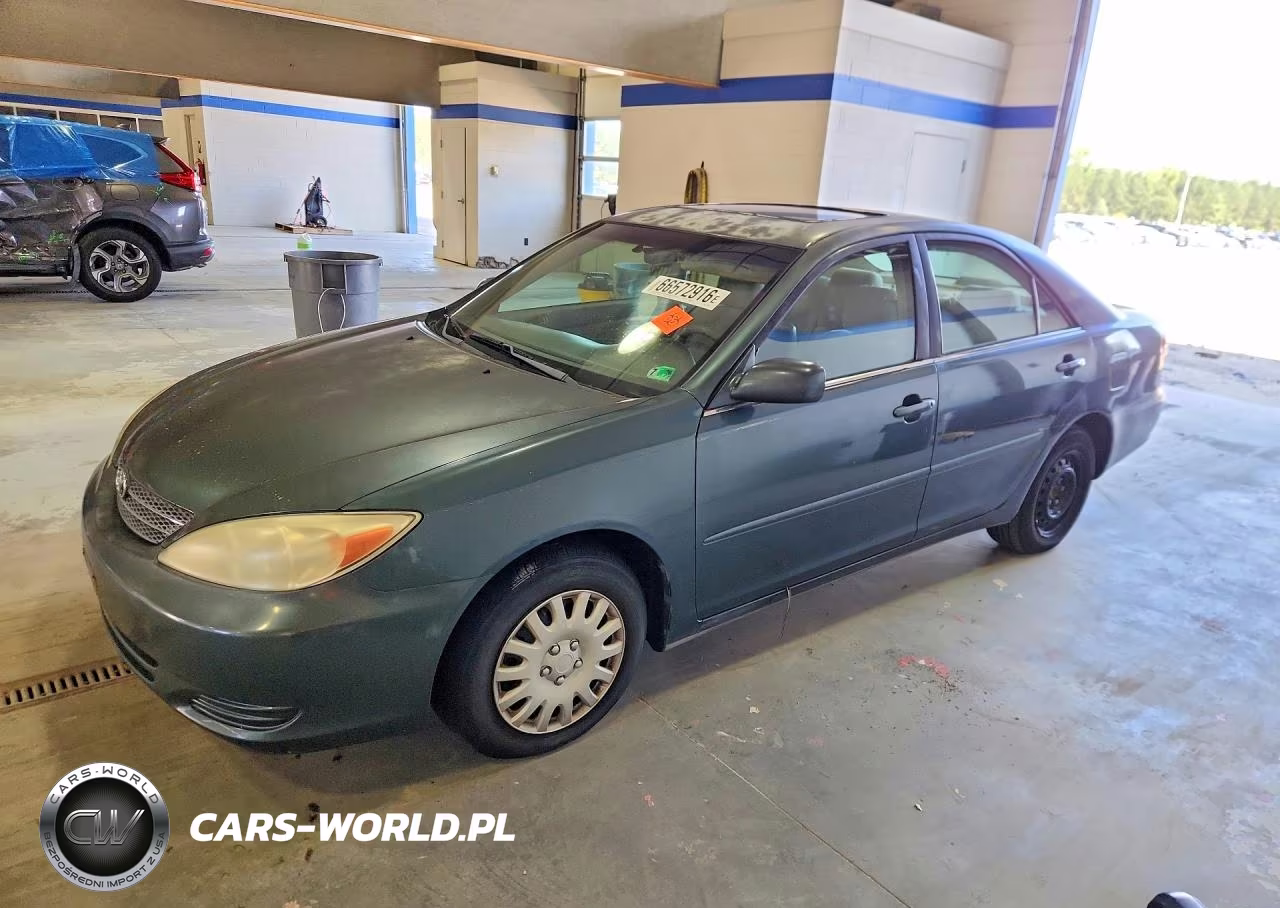 2004 Toyota Camry Le – zdjęcie 1 z 12