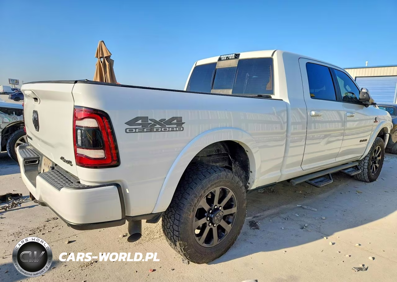 2021 Ram 2500 Laramie VIN:3C6UR5NL8MG524352 - 3