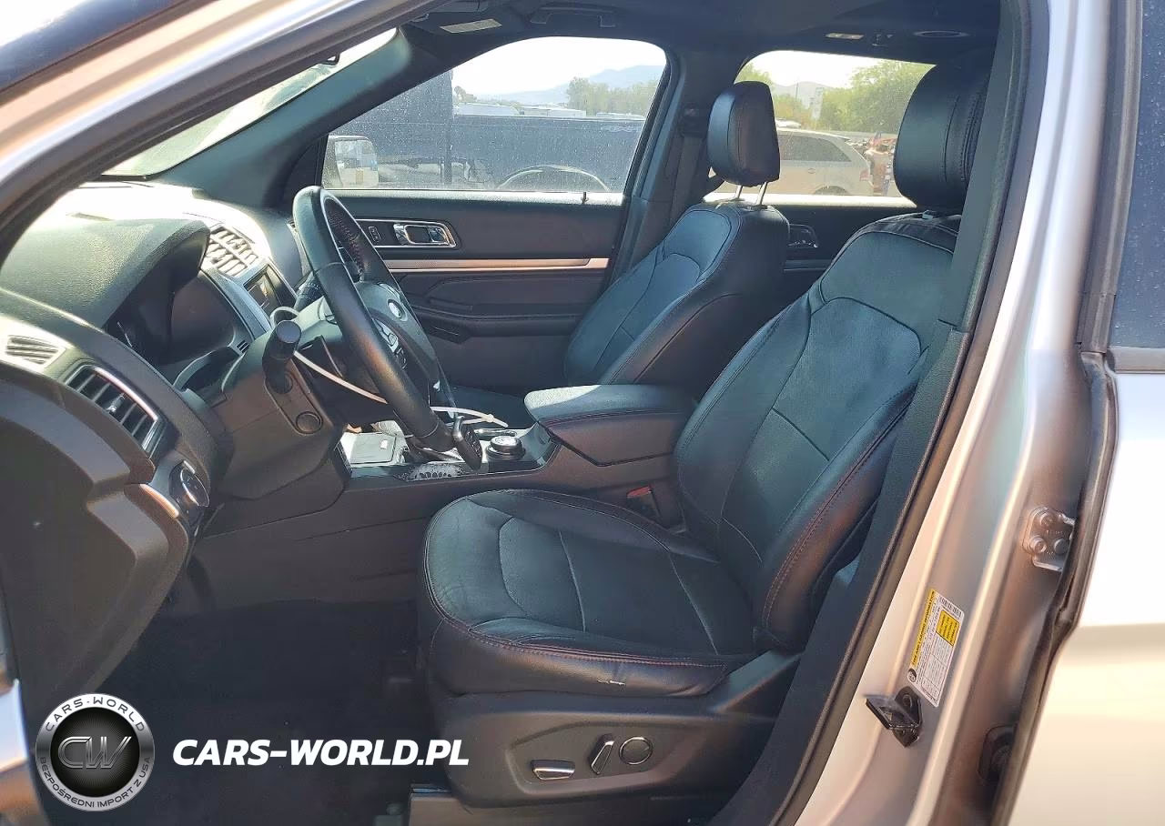 2018 Ford Explorer Sport VIN:1FM5K8GT5JGB56831 - 7
