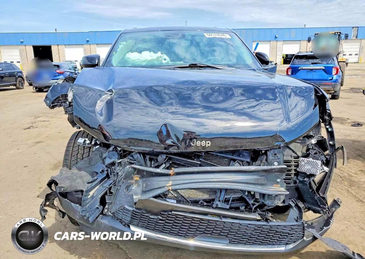 2023 Jeep Grand Cherokee Laredo VIN:1C4RJHAG9PC520236 - 5