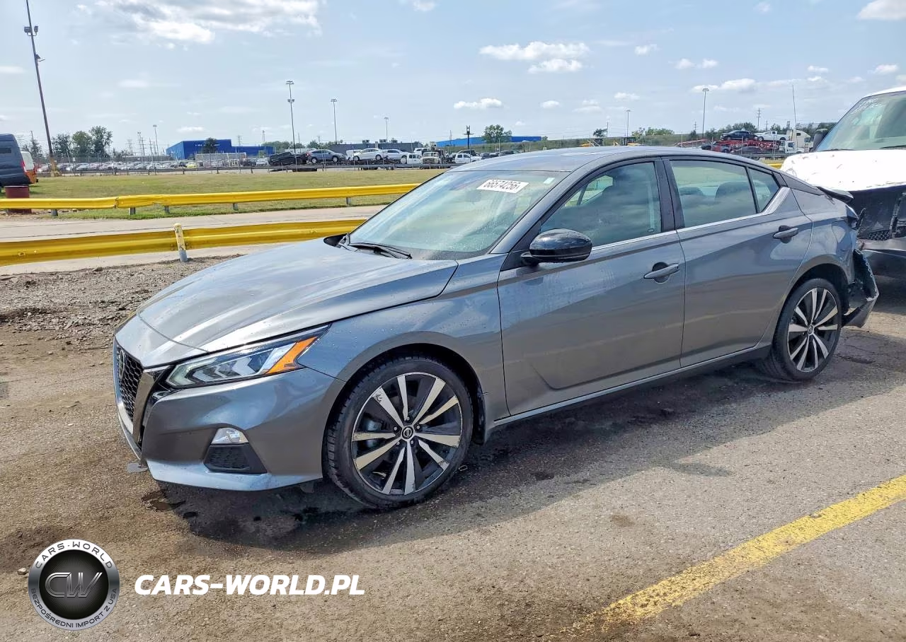 2020 Nissan Altima Sr – zdjęcie 1 z 12