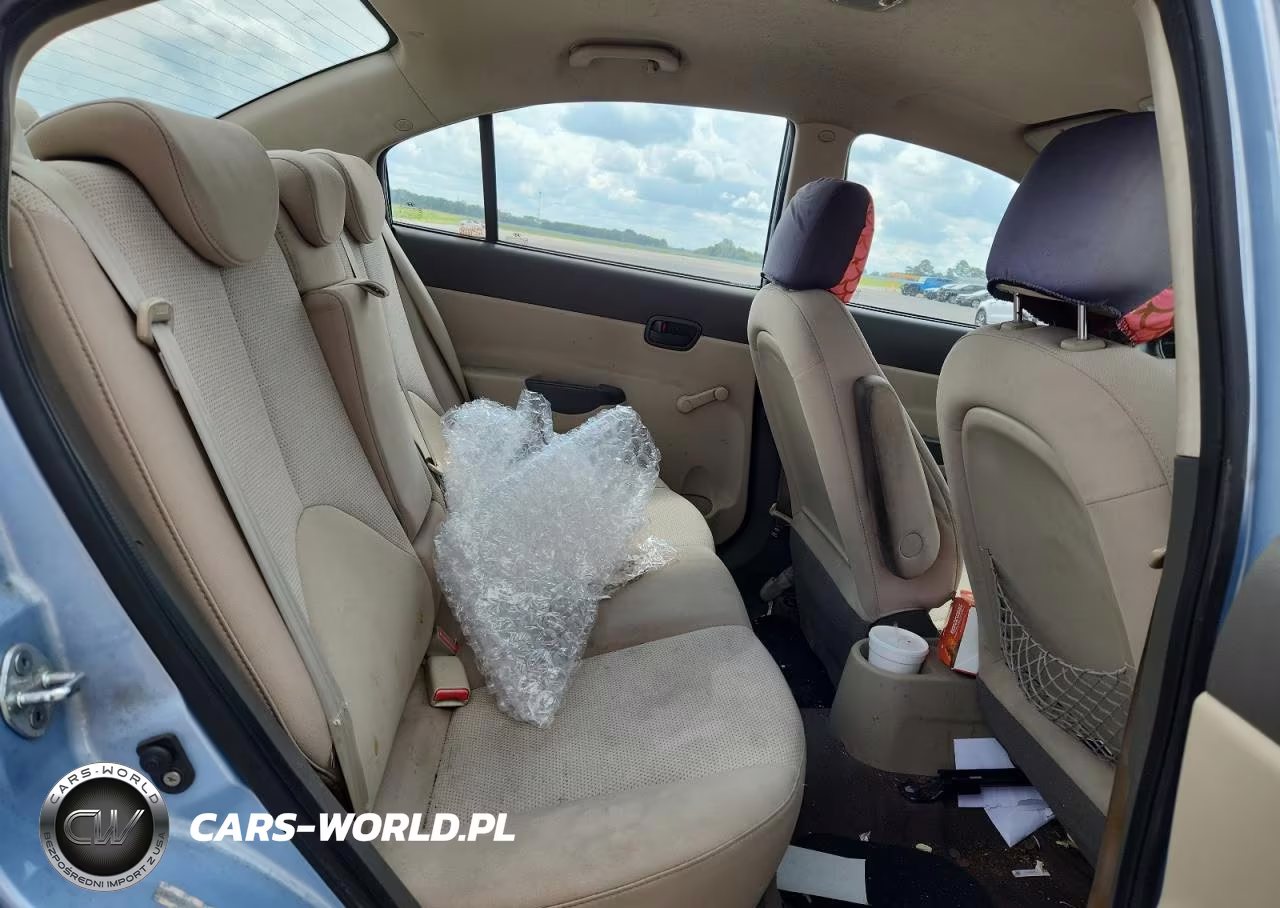 2011 Hyundai Accent Gls VIN:KMHCN4ACXBU615581 - 10