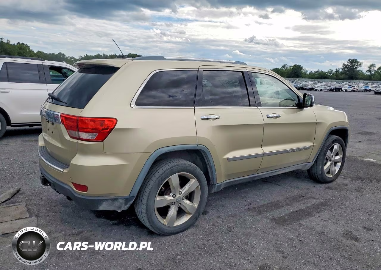2011 Jeep Grand Cherokee VIN:1J4RR6GG6BC632886 - 3