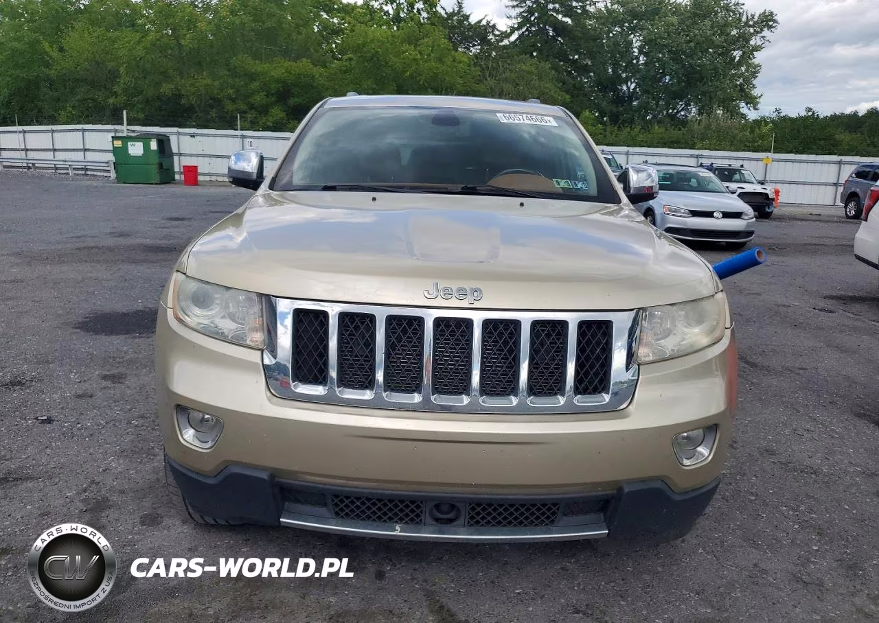 2011 Jeep Grand Cherokee VIN:1J4RR6GG6BC632886 - 5