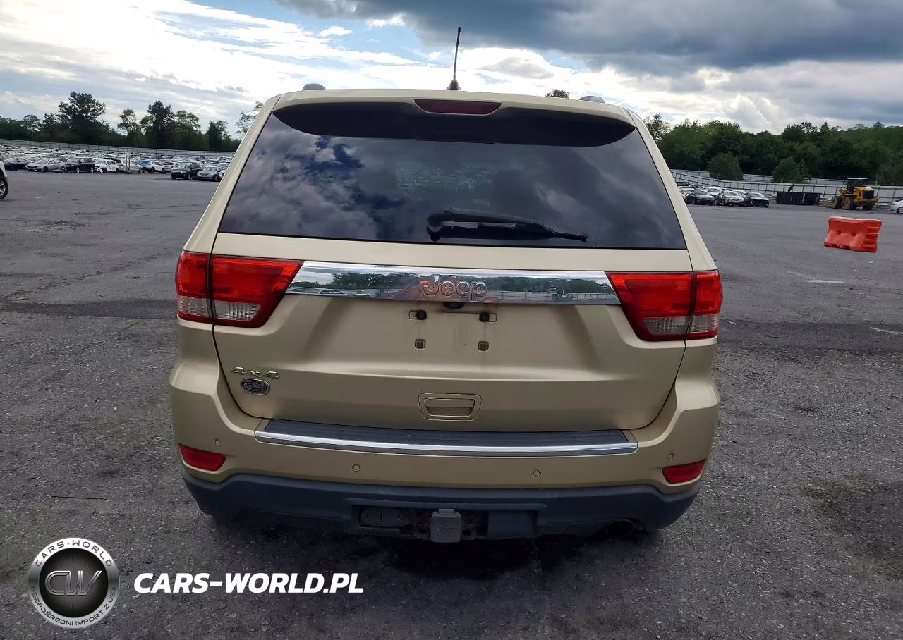 2011 Jeep Grand Cherokee VIN:1J4RR6GG6BC632886 - 6