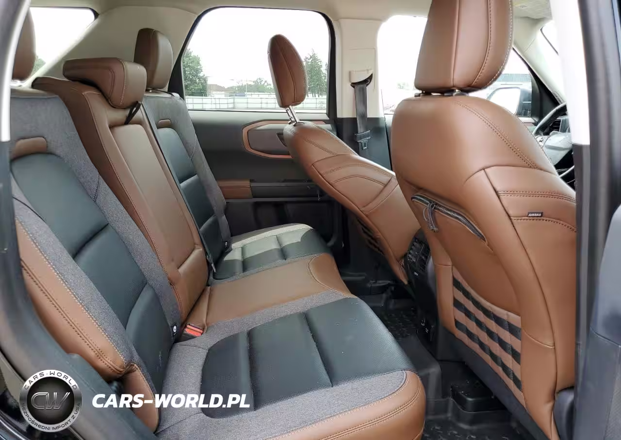 2021 Ford Bronco Sport Outer Banks VIN:3FMCR9C68MRA97909 - 11
