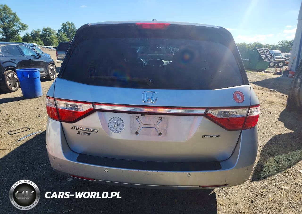 2011 Honda Odyssey Touring VIN:5FNRL5H9XBB043876 - 6
