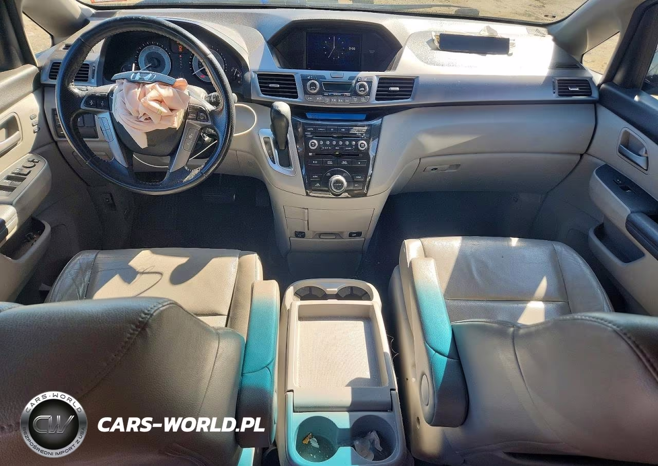 2011 Honda Odyssey Touring VIN:5FNRL5H9XBB043876 - 8