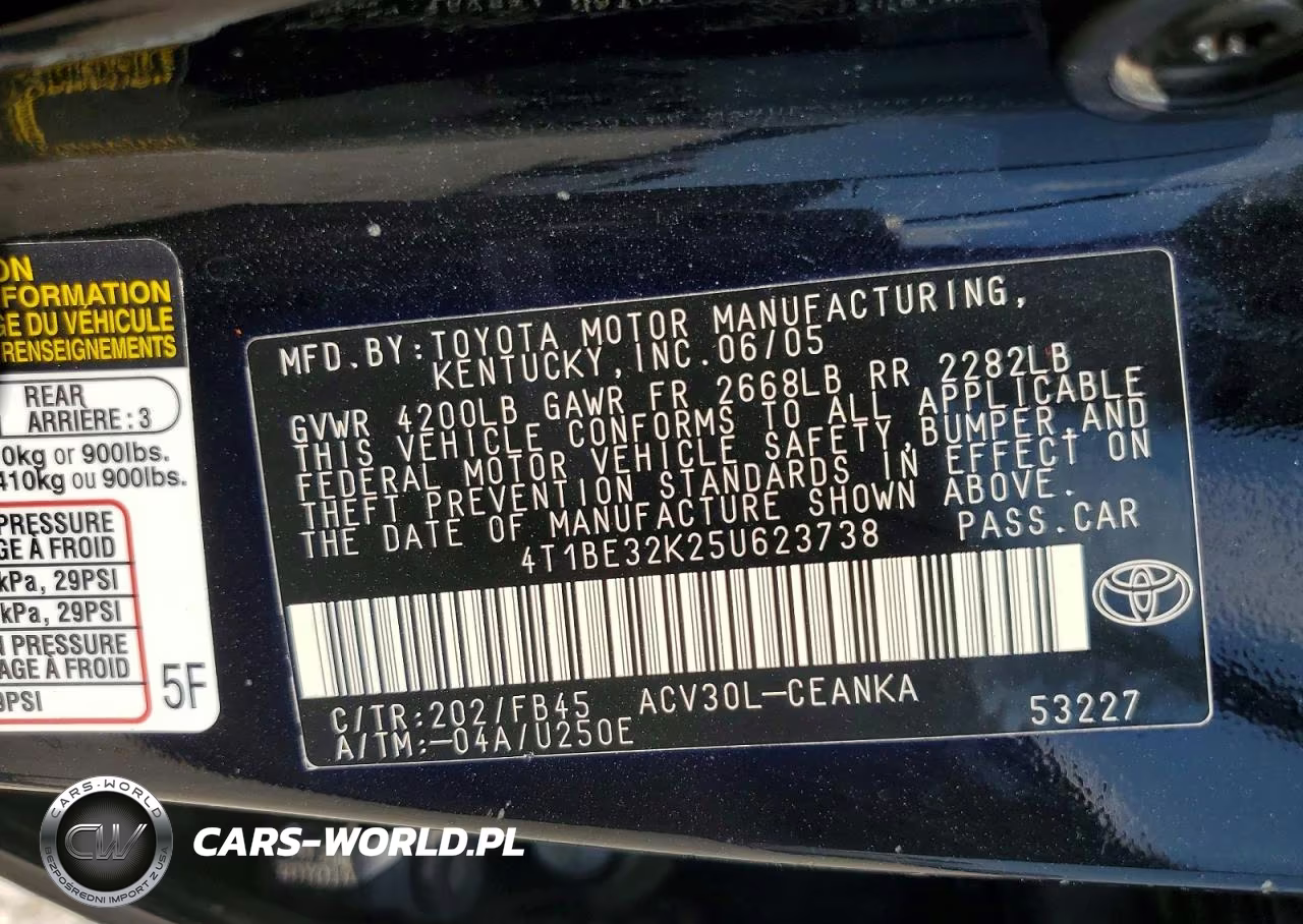 2005 Toyota Camry Le VIN:4T1BE32K25U623738 - 12