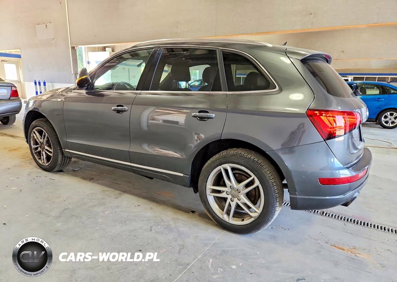 2017 Audi Q5 Premium VIN:WA1C2AFP5HA005390 - 2