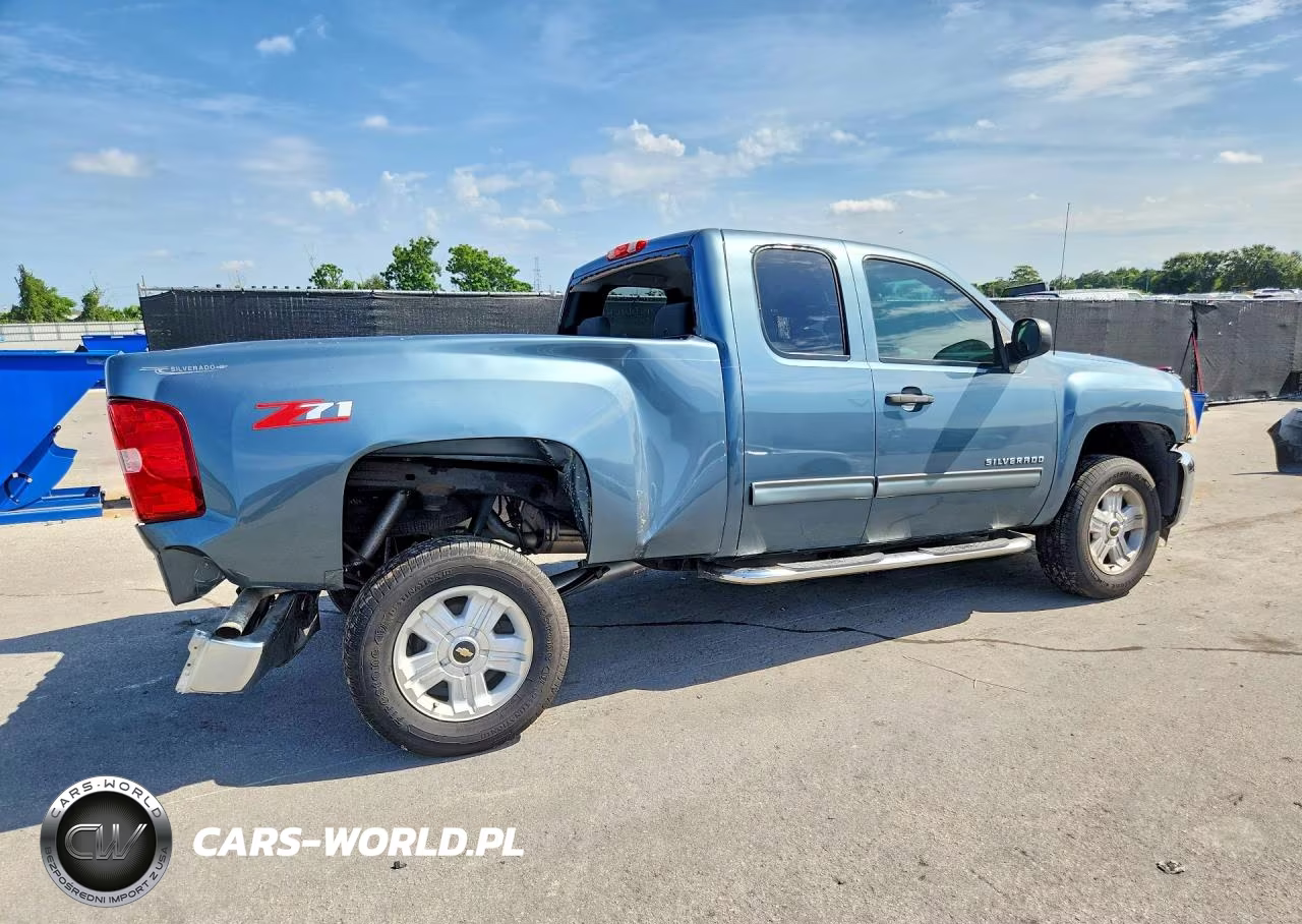 2012 Chevrolet Silverado C1500 Lt VIN:1GCRCSE00CZ290985 - 3
