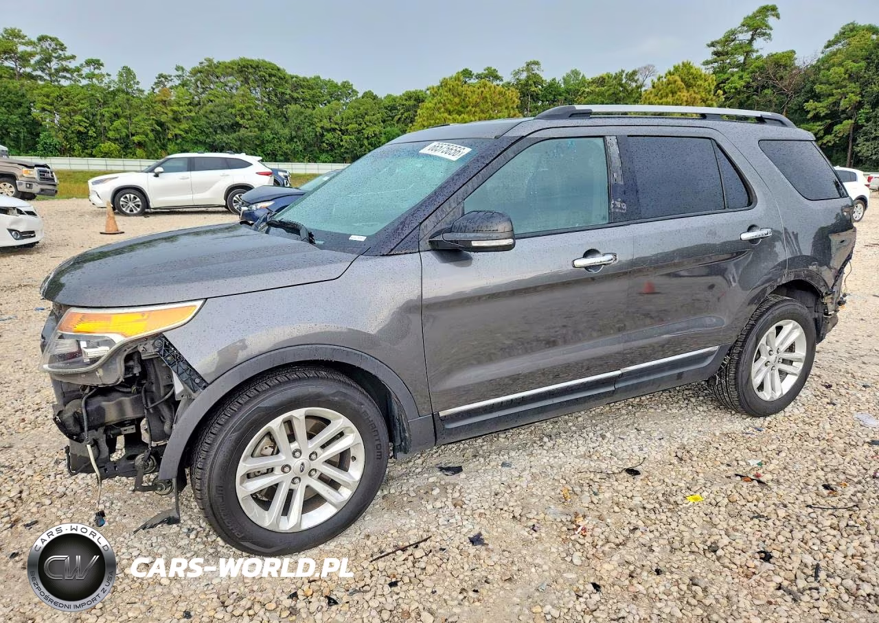 2015 Ford Explorer Xlt – zdjęcie 1 z 14