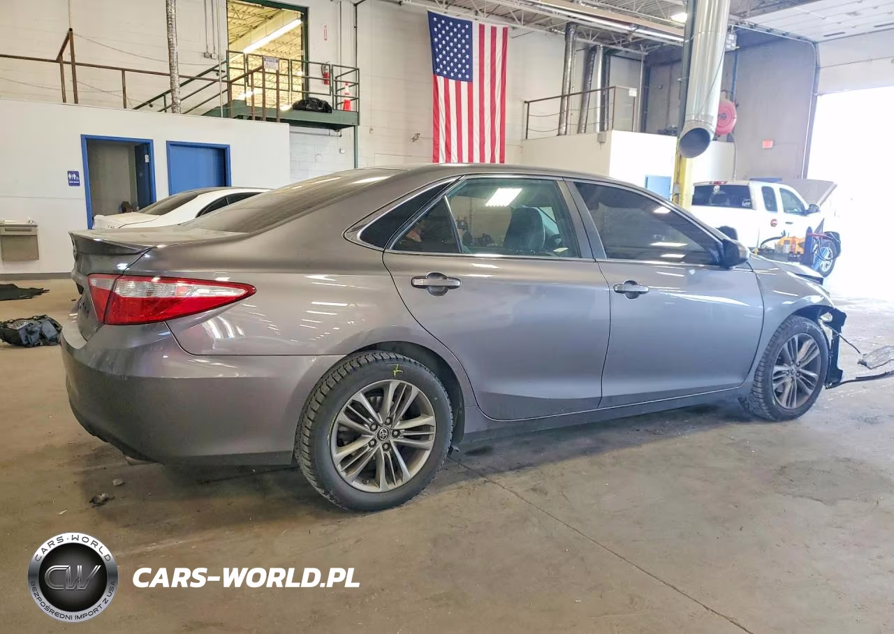 2015 Toyota Camry Se VIN:4T1BF1FK9FU892302 - 3
