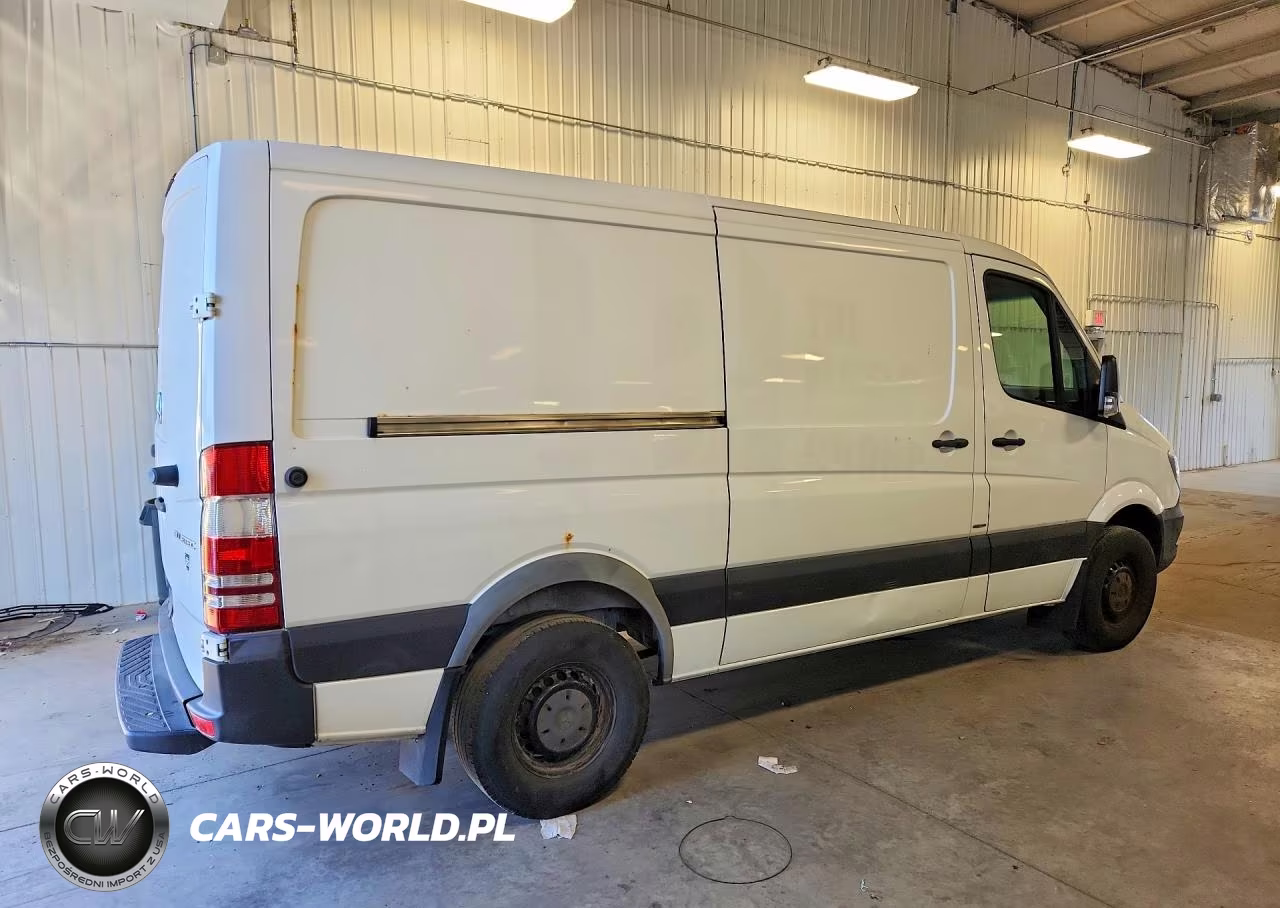 2016 Mercedes-Benz Sprinter 2500 VIN:WD3PE7DD1GP341523 - 3