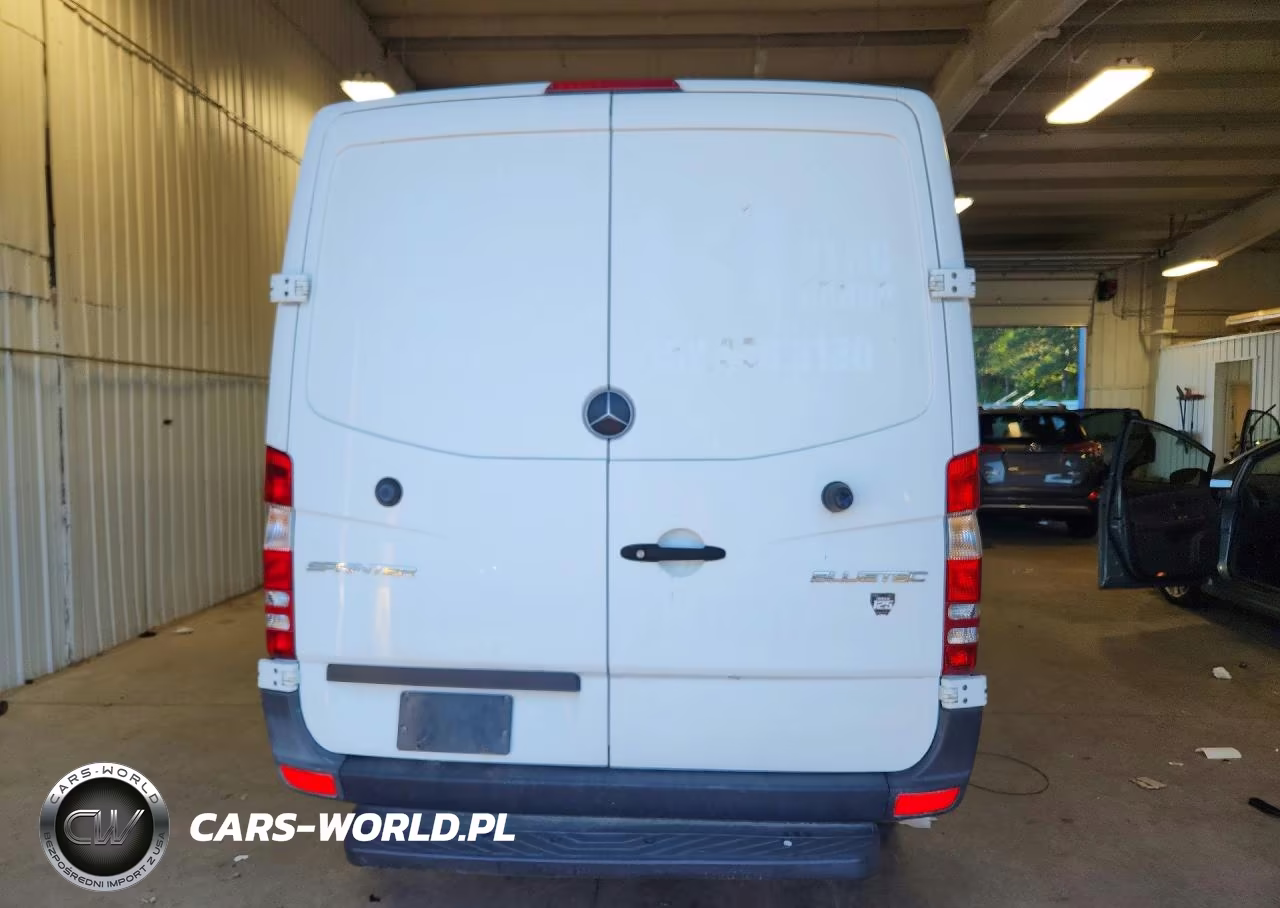 2016 Mercedes-Benz Sprinter 2500 VIN:WD3PE7DD1GP341523 - 6