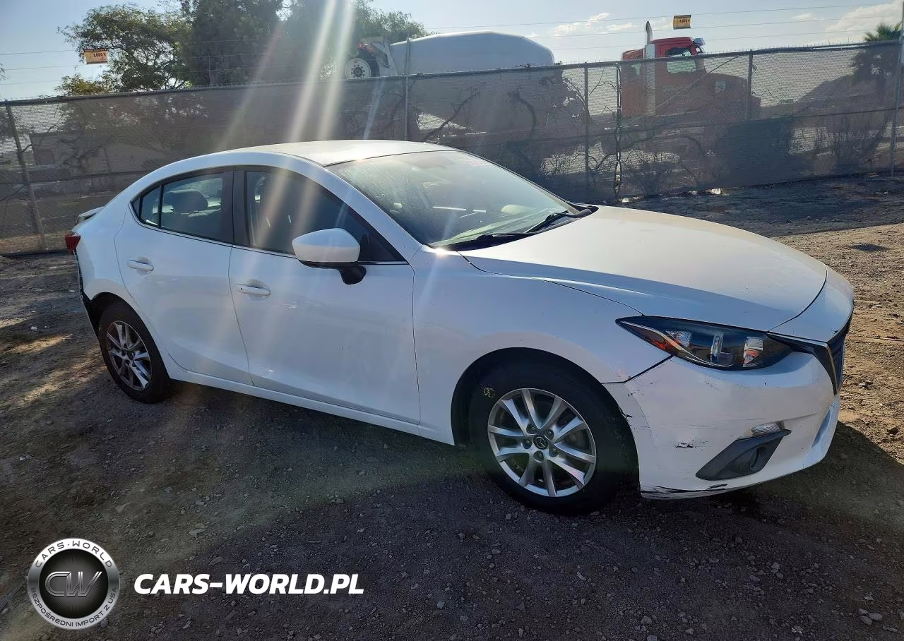 2015 Mazda 3 Touring VIN:3MZBM1V72FM230683 - 4