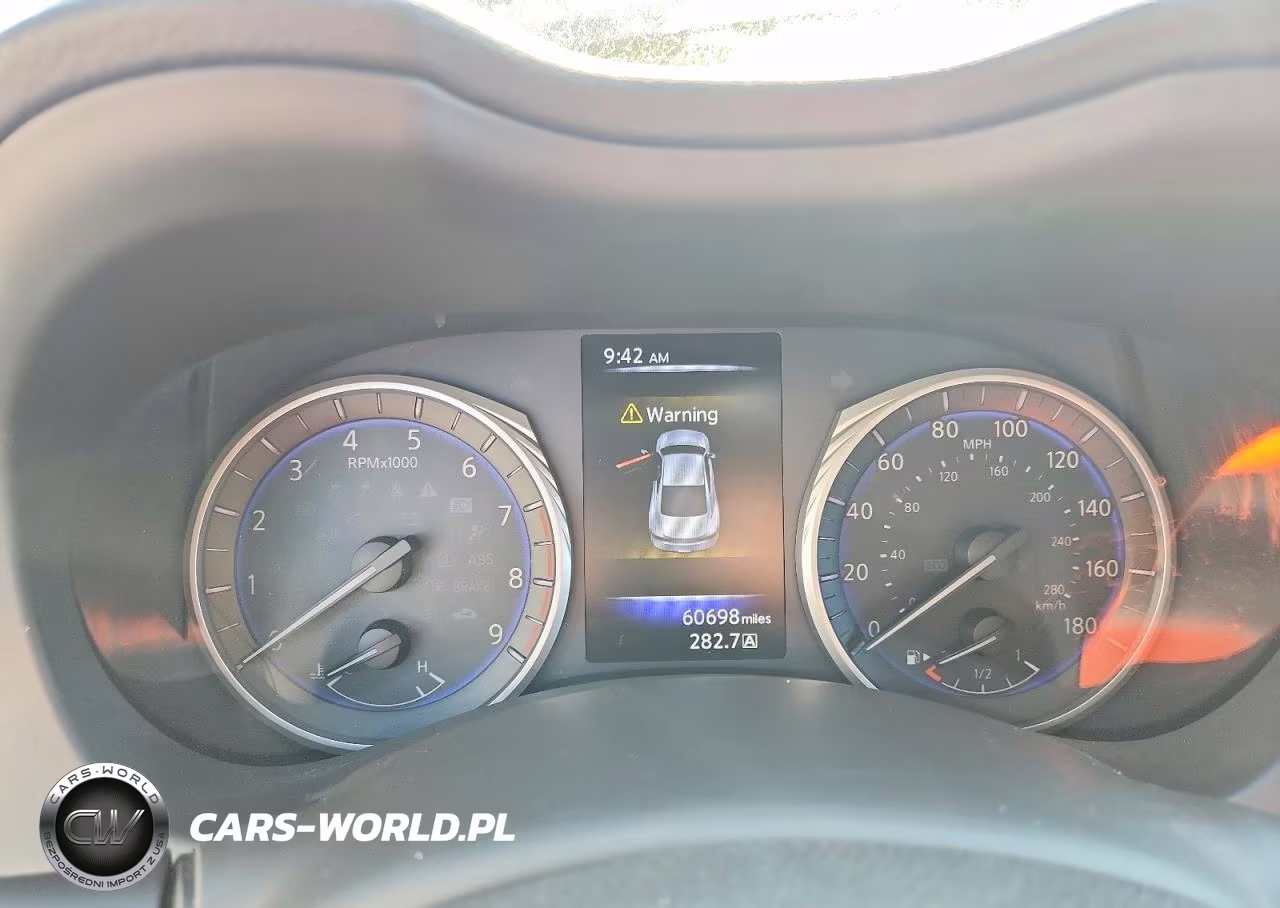 2018 Infiniti Q60 3.0T Luxe VIN:JN1EV7EL3JM392035 - 9