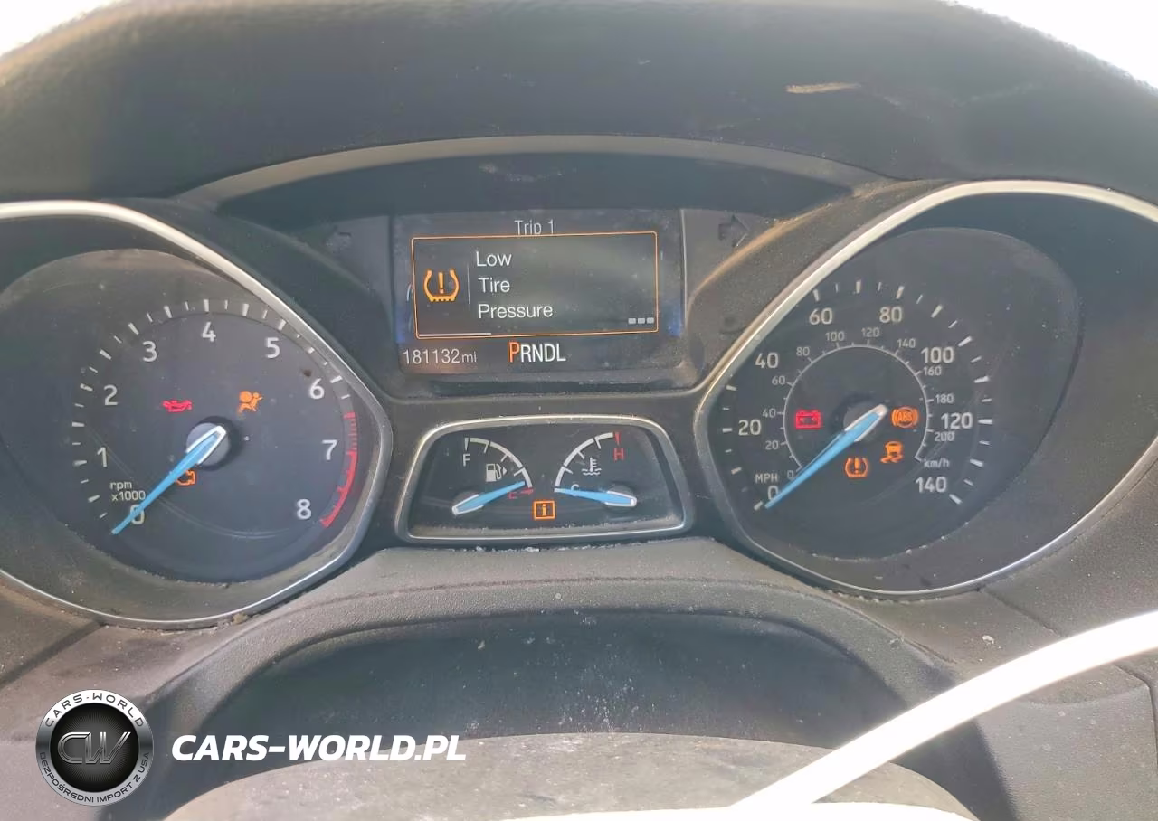 2018 Ford Focus S VIN:1FADP3E21JL205678 - 9
