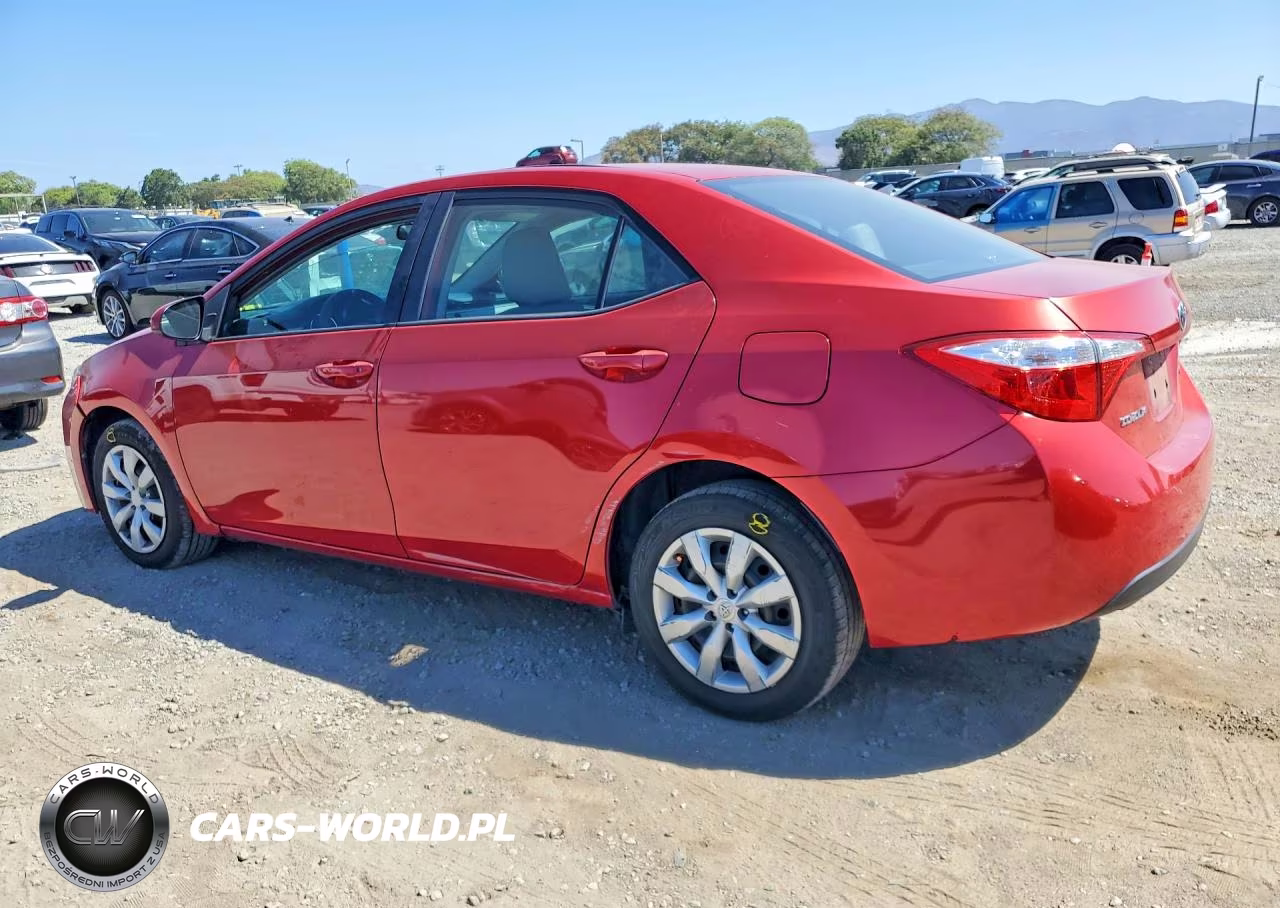 2015 Toyota Corolla Le VIN:5YFBURHE9FP255178 - 2