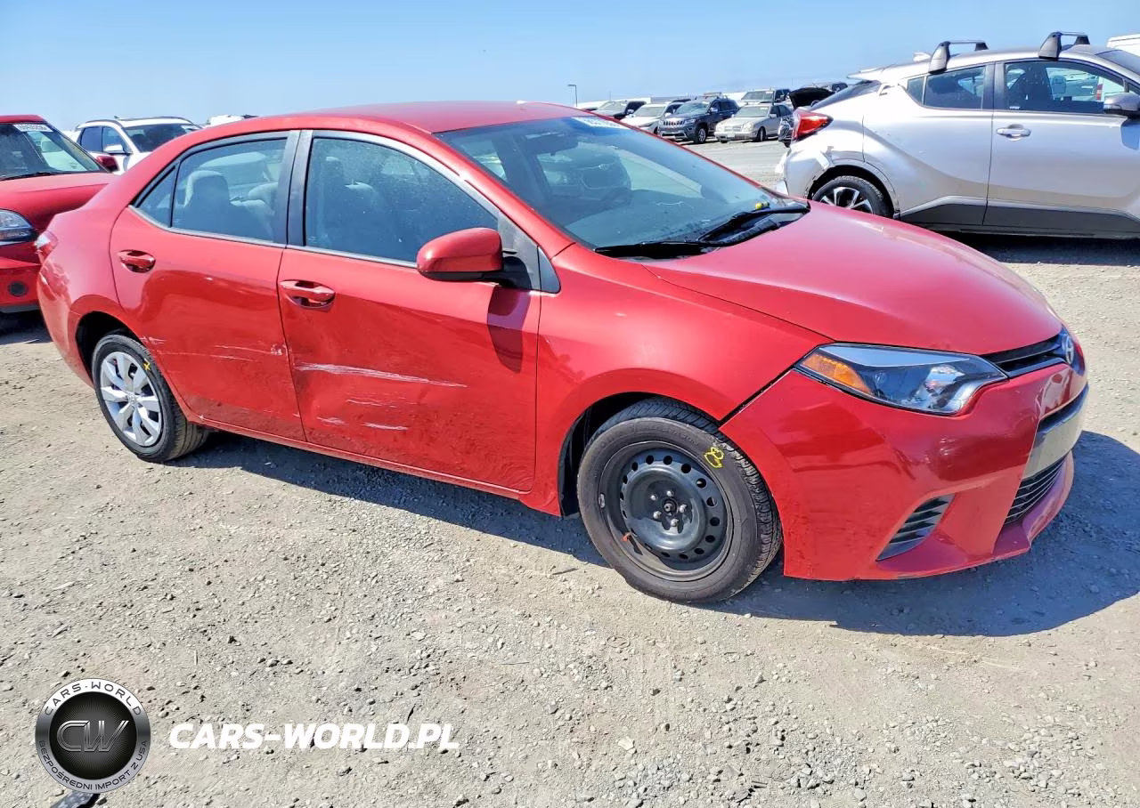 2015 Toyota Corolla Le VIN:5YFBURHE9FP255178 - 4