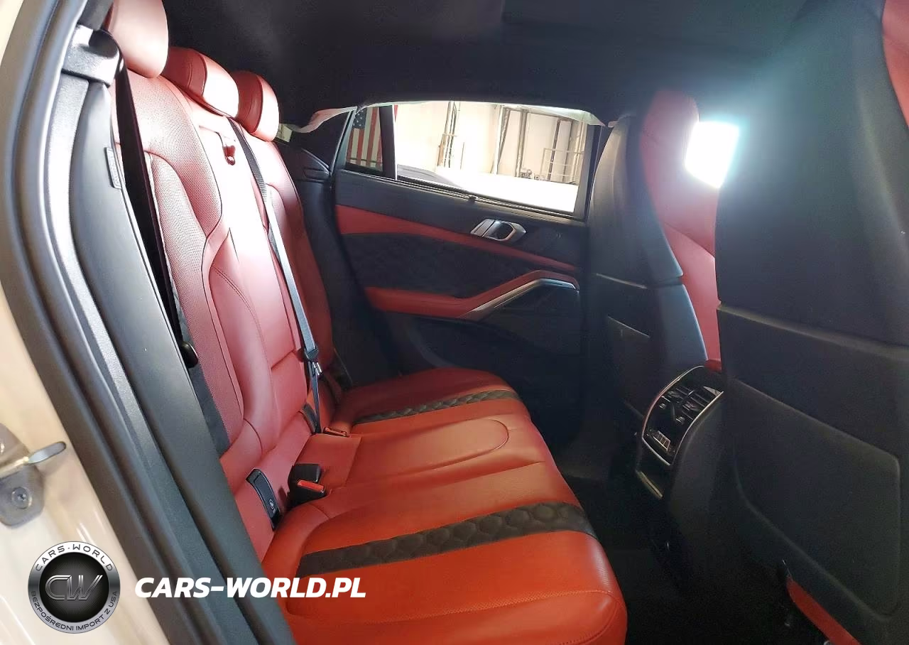 2022 BMW X6 M VIN:5YMCY0C01N9J94016 - 11