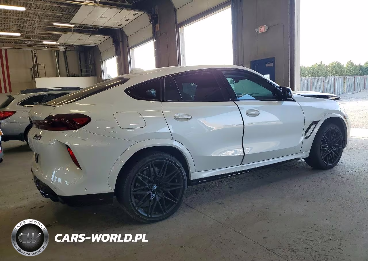 2022 BMW X6 M VIN:5YMCY0C01N9J94016 - 3