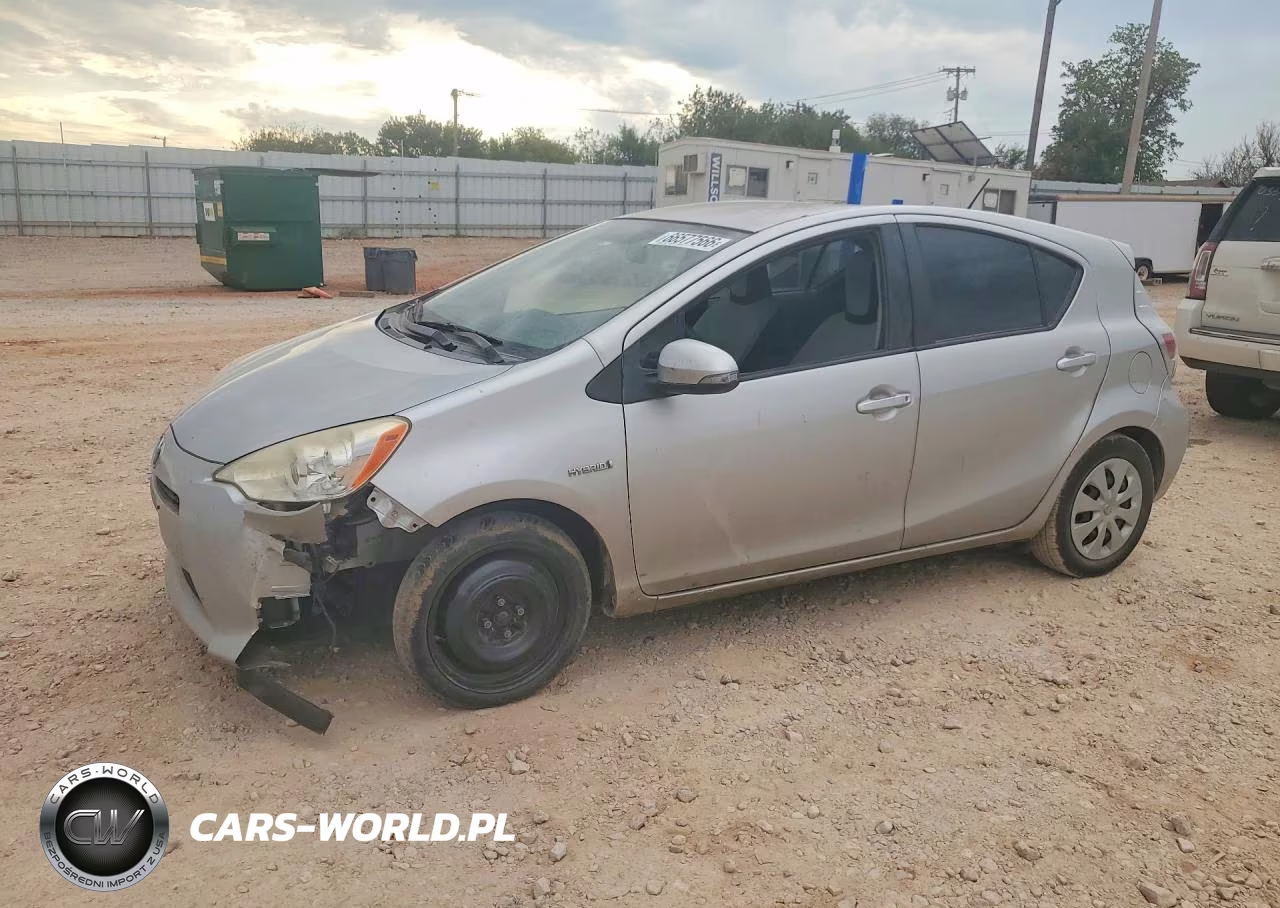 2012 Toyota Prius C One – zdjęcie 1 z 12