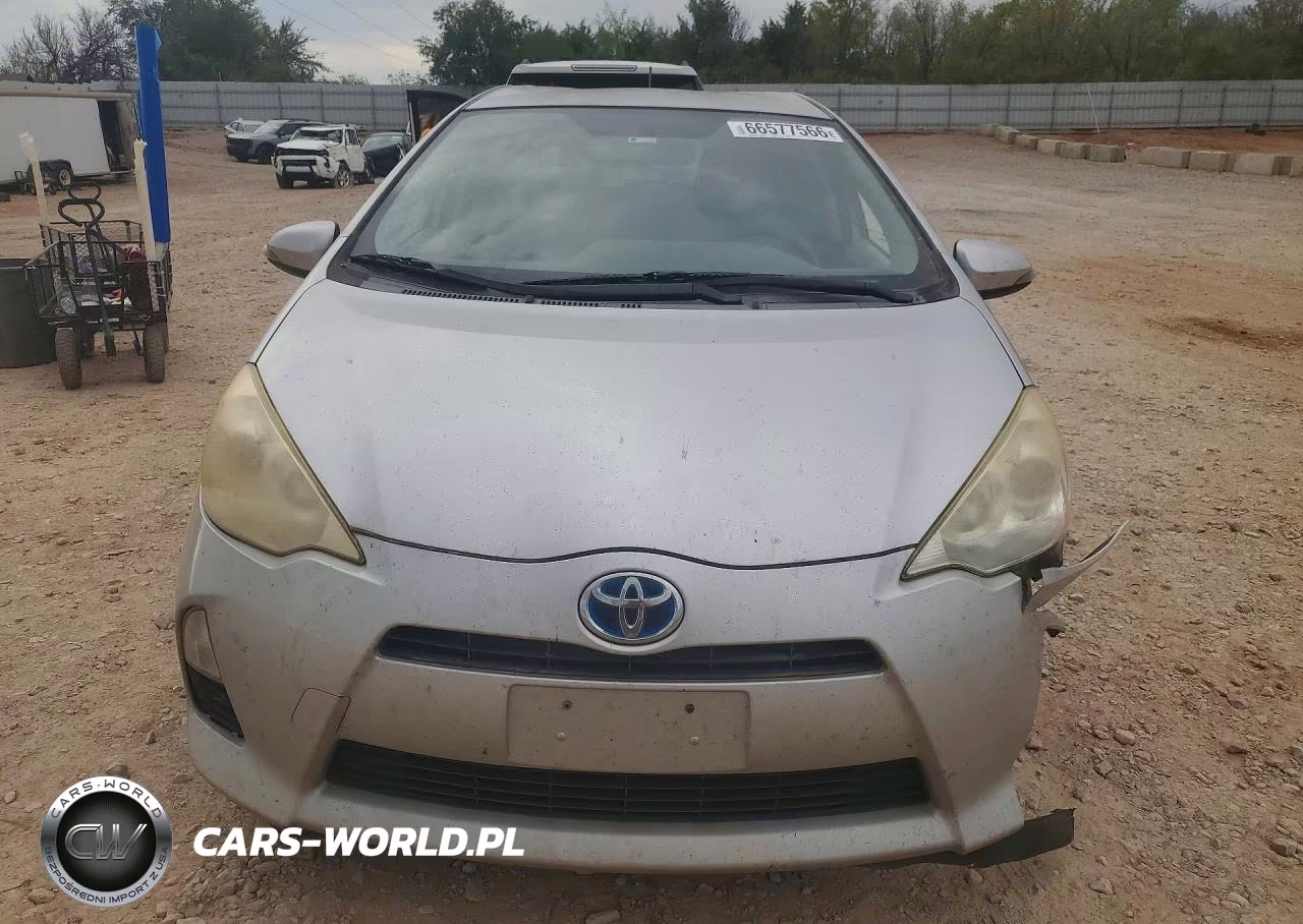 2012 Toyota Prius C One VIN:JTDKDTB38C1012160 - 5