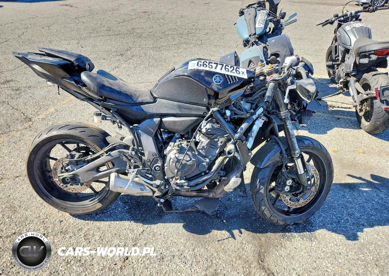 2022 Yamaha Yzfr7