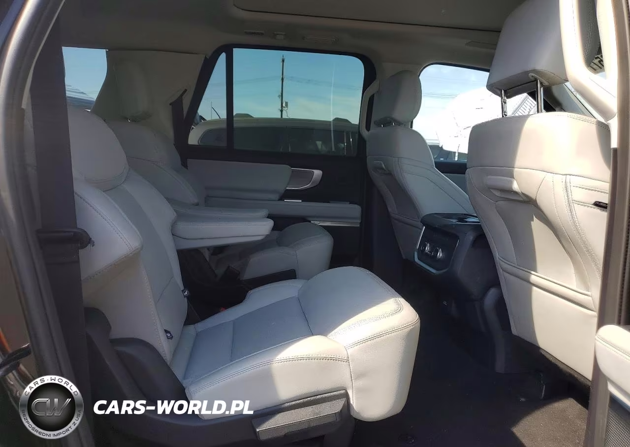 2025 Ford Expedition Max Platinum VIN:1FMJK1M8XSEA43394 - 11