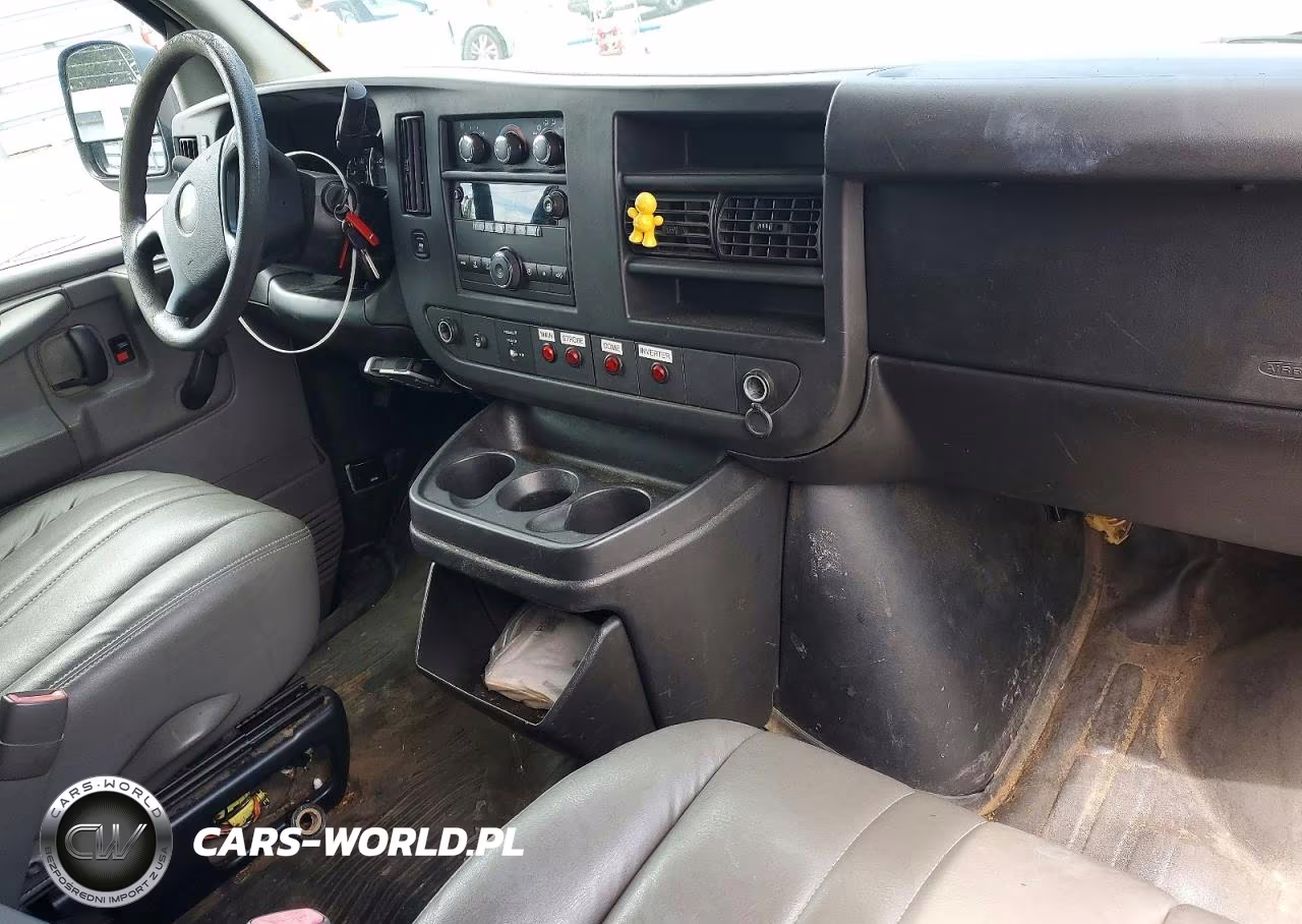 2013 Chevrolet Express G2500 VIN:1GCWGFCA7D1903291 - 8