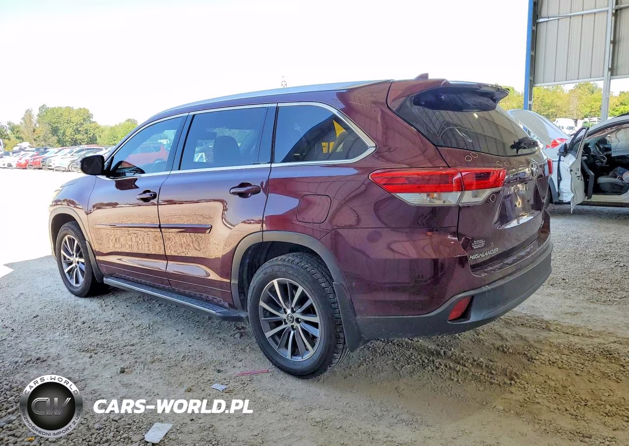 2018 Toyota Highlander Xle VIN:5TDJZRFHXJS869800 - 2