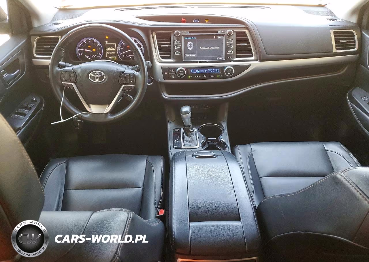 2018 Toyota Highlander Xle VIN:5TDJZRFHXJS869800 - 8