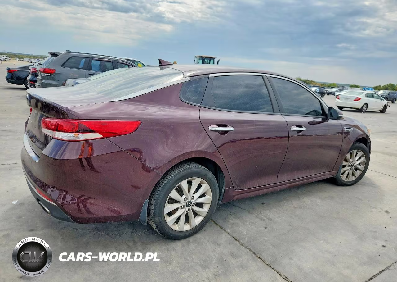 2018 Kia Optima Lx VIN:5XXGT4L34JG255690 - 3