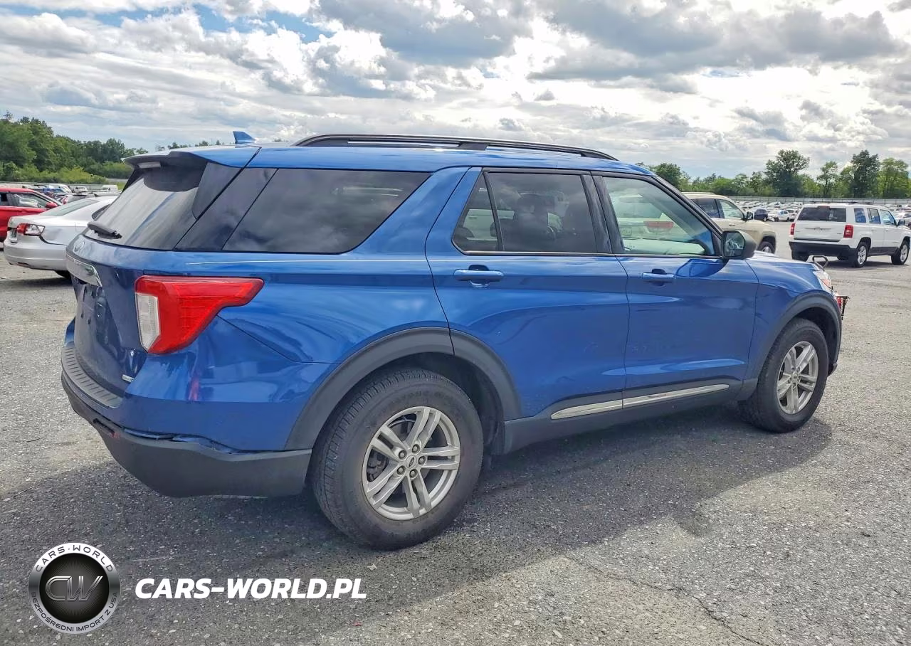 2020 Ford Explorer Xlt VIN:1FMSK8DH6LGB24959 - 3