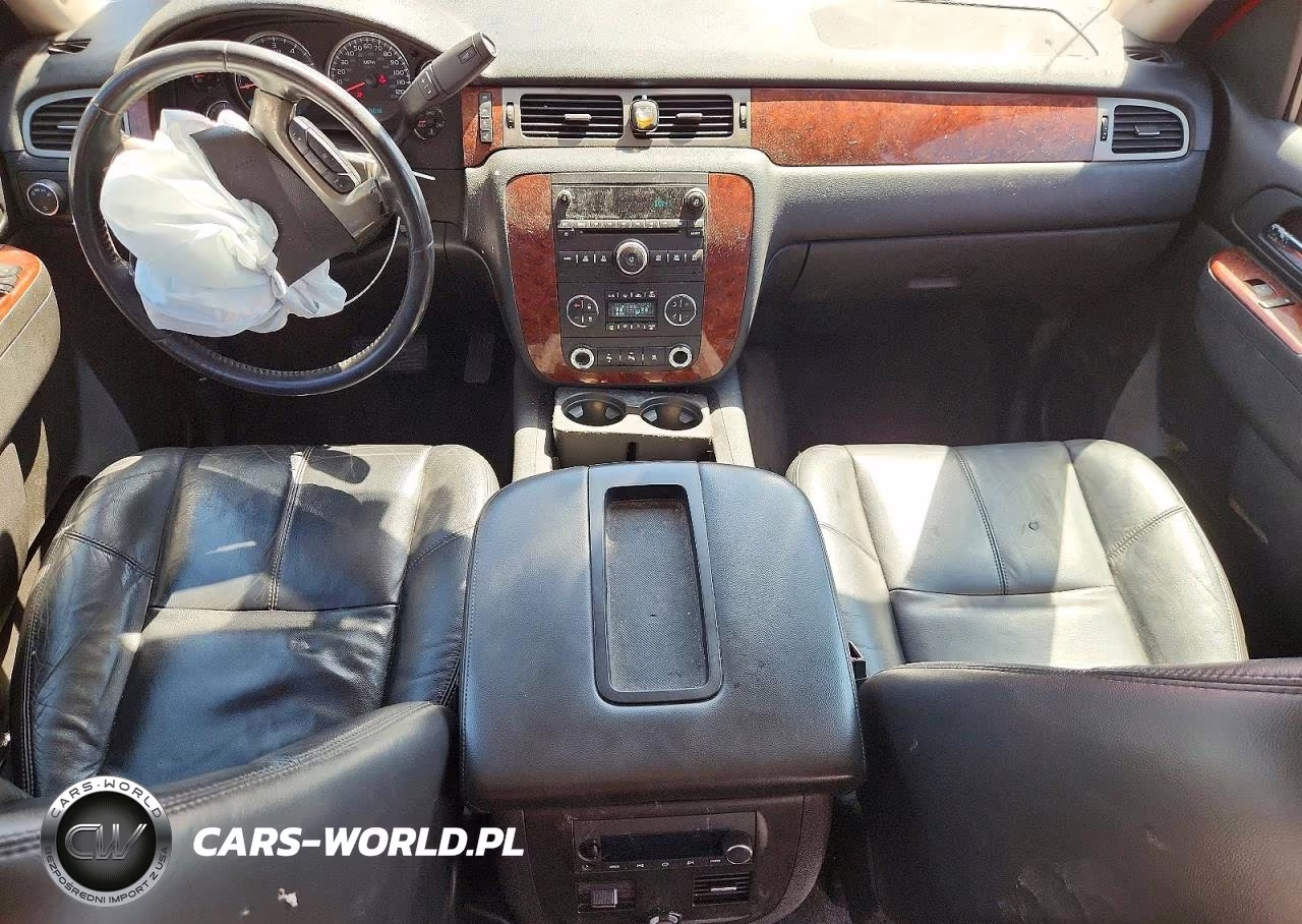 2011 Chevrolet Avalanche Lt VIN:3GNTKFE33BG132639 - 8