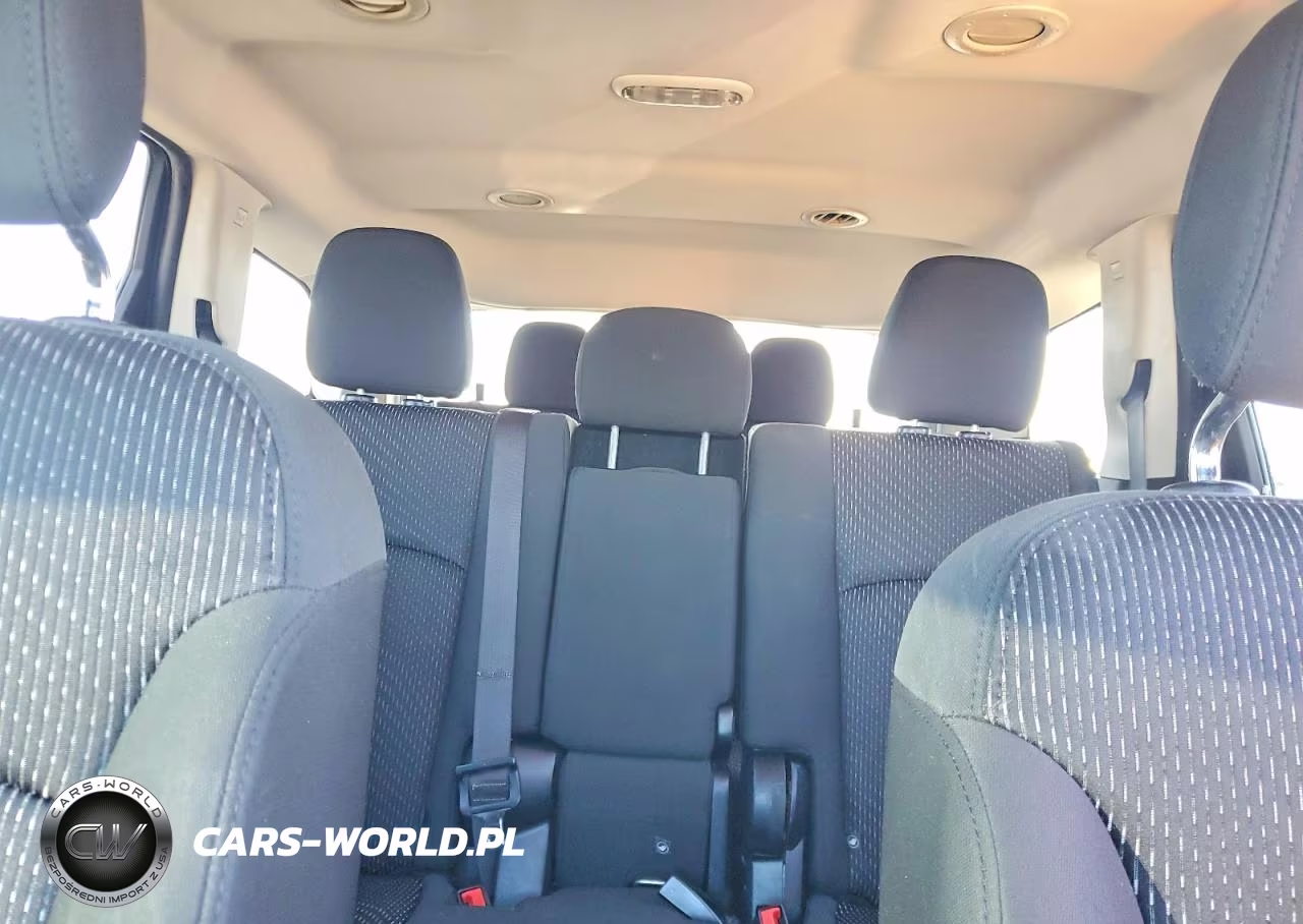2019 Dodge Journey Se VIN:3C4PDCBB0KT864782 - 10